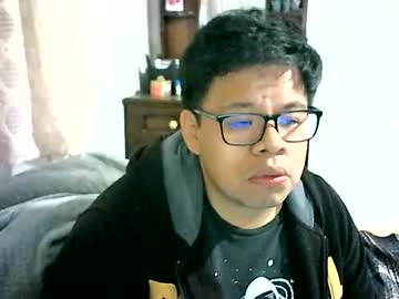 Lil_Hackerman Chaturbate stream image from March 23, 2025