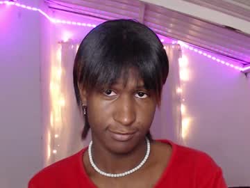 Angell_Dustt Chaturbate stream image from March 23, 2025