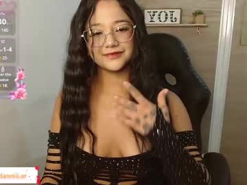 Seforaamucci Chaturbate stream image from March 23, 2025