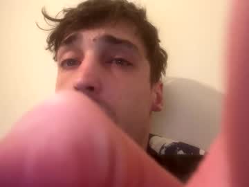 Gblow98 Chaturbate stream image from March 23, 2025