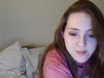 Liljynx01 Chaturbate stream image from March 23, 2025
