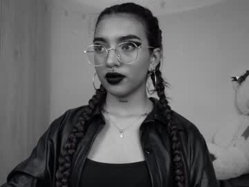 Sofiaafoxx Chaturbate stream image from March 23, 2025