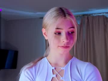 Falinegelling Chaturbate stream image from March 23, 2025