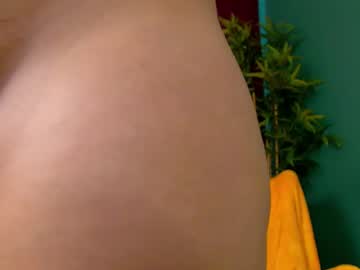 Readheadmilf Chaturbate stream image from March 23, 2025