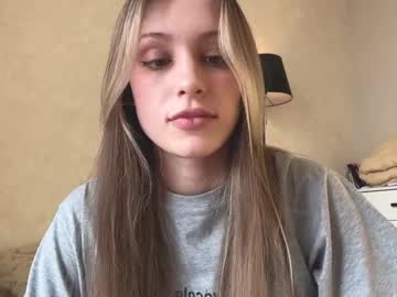 Fflloowweerr Chaturbate stream image from March 23, 2025