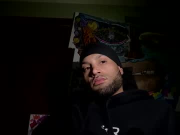 Bigwalkdog12 Chaturbate stream image from March 23, 2025