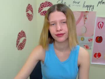 Crystalgirl__ Chaturbate stream image from March 23, 2025