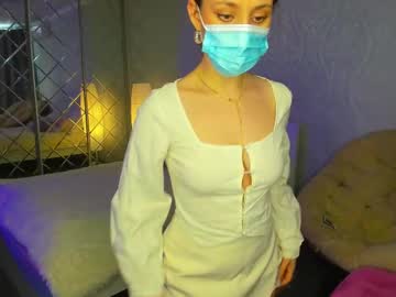 Melodyoflovee Chaturbate stream image from March 23, 2025