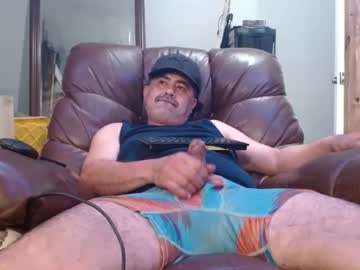 Onewayallday Chaturbate stream image from March 23, 2025