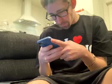 Onthecumup69 Chaturbate stream image from March 23, 2025