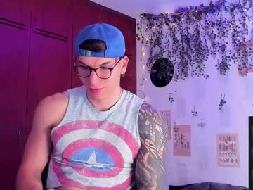 Thomas_Fuckboy Chaturbate stream image from March 23, 2025
