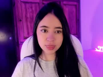 Alicee_2 Chaturbate stream image from March 23, 2025