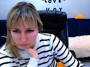 Incredible_Ariela Chaturbate stream image from March 23, 2025