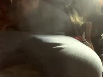 Ucmeoff Chaturbate stream image from March 23, 2025