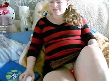 Malvinaqlanier Chaturbate stream image from March 23, 2025