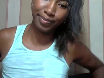 Minouch211907 Chaturbate stream image from March 23, 2025