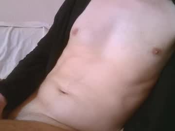 Dan567y Chaturbate stream image from March 23, 2025