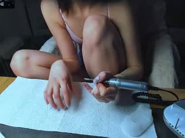 Merelynro Chaturbate stream image from March 23, 2025