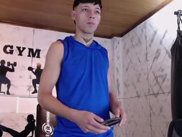 Joeel_Fox Chaturbate stream image from March 23, 2025