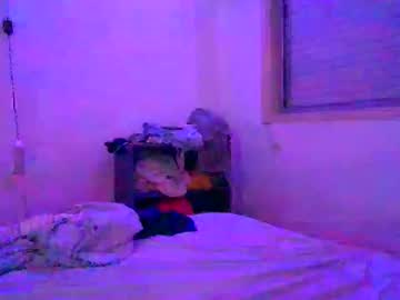 Laparejjahot Chaturbate stream image from March 23, 2025
