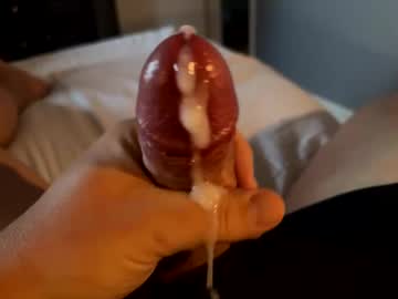 Mattberg1 Chaturbate stream image from March 23, 2025