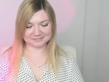 Molly_Moree Chaturbate stream image from March 23, 2025