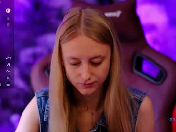 Angeellina Chaturbate stream image from March 23, 2025