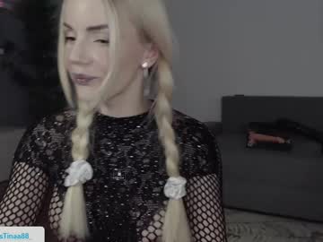 Cris_Tinne Chaturbate stream image from March 23, 2025