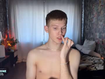 Shine_Skies Chaturbate stream image from March 23, 2025