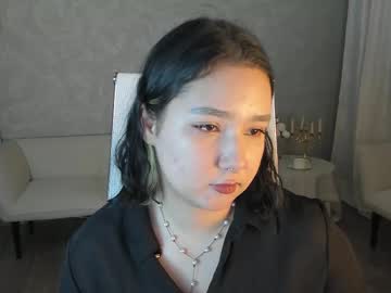 Adellenebrown Chaturbate stream image from March 23, 2025