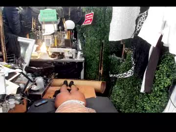 Boyinfashion Chaturbate stream image from March 23, 2025
