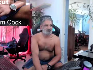 Topmeup42 Chaturbate stream image from March 23, 2025