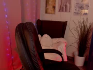 Gabysoliss Chaturbate stream image from March 23, 2025