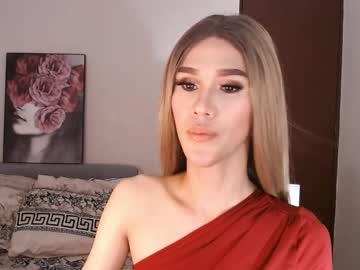 Jelayasianxx Chaturbate stream image from March 23, 2025