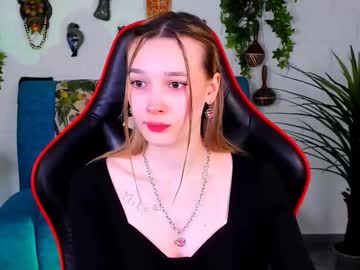 Lesliejonson Chaturbate stream image from March 23, 2025