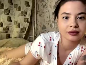 Scarletpetal Chaturbate stream image from March 23, 2025
