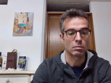 Simmeturbate Chaturbate stream image from March 23, 2025
