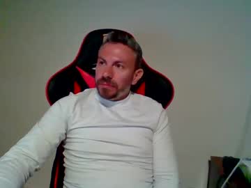 Earthwarming3 Chaturbate stream image from March 23, 2025