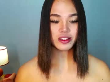 Itsmelou Chaturbate stream image from March 23, 2025