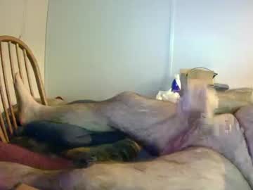 Stugots42 Chaturbate stream image from March 23, 2025