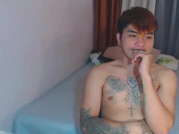 Yourhandsome_Hunk Chaturbate stream image from March 23, 2025