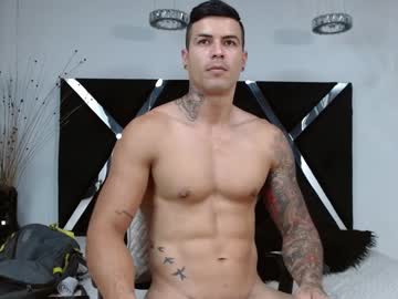 Andres_Clark Chaturbate stream image from March 23, 2025