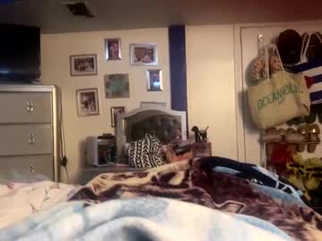 Chrisb8593 Chaturbate stream image from March 23, 2025