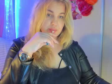 Jansylines Chaturbate stream image from March 23, 2025