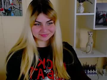 Love_Instinct Chaturbate stream image from March 23, 2025