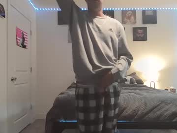 Micahlipc Chaturbate stream image from March 23, 2025