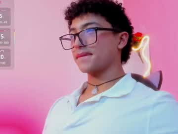Pipe_Tay Chaturbate stream image from March 23, 2025