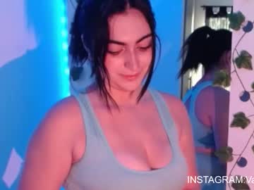 Sweett_Minionn Chaturbate stream image from March 23, 2025