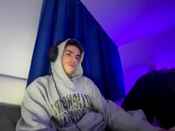 Rain_Yyyes Chaturbate stream image from March 23, 2025