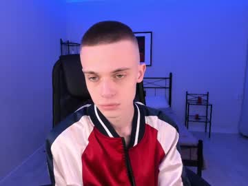 Chris_18rown Chaturbate stream image from March 23, 2025